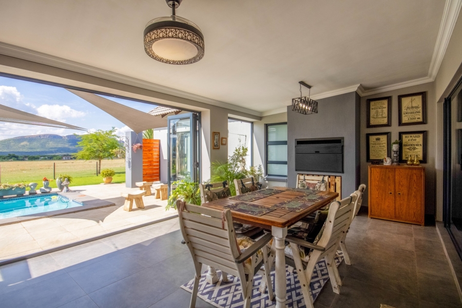 3 Bedroom Property for Sale in WestLake Country Safari Estate North West